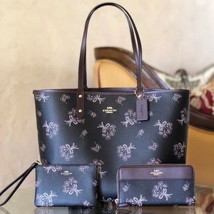 Coach Ribbon Bouquet 3 Piece Bundle